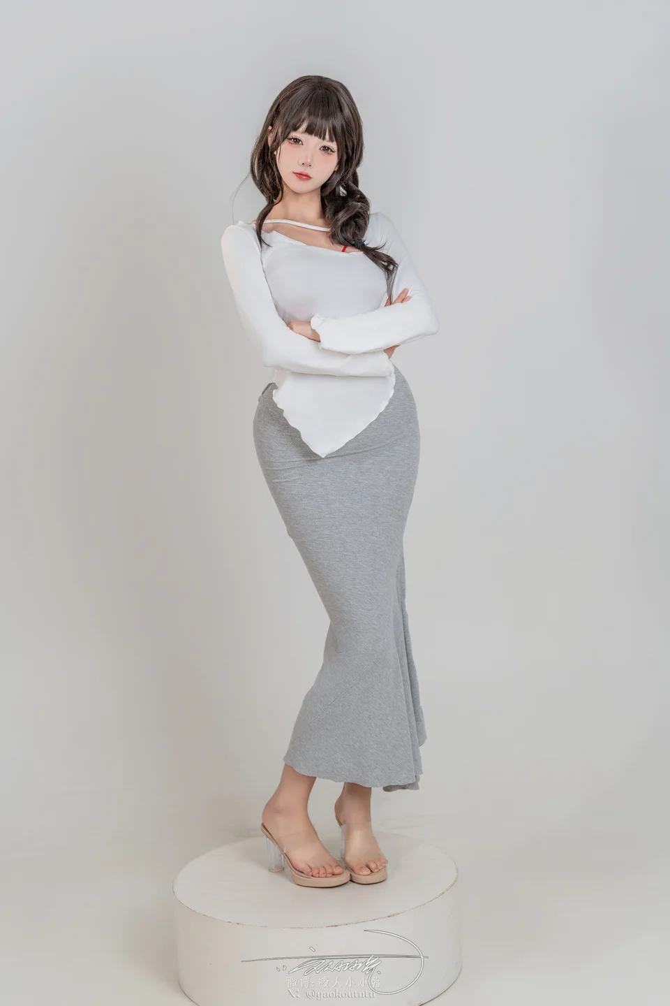 咬一口兔娘 - 24年06月 夹心饼干 [79P,1V-934MB] tg@simisebaisi 【丝足阁】006.webp